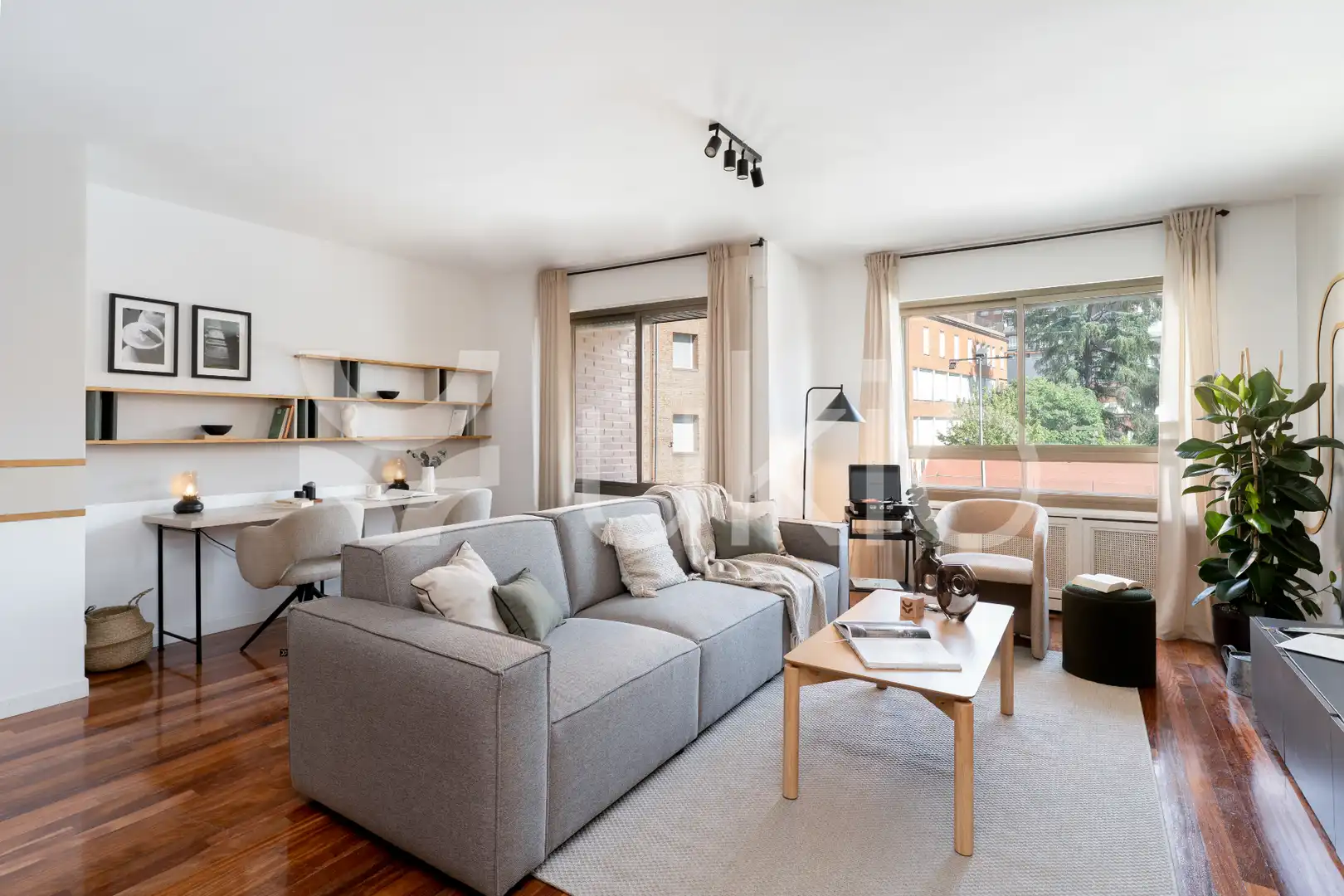 Living room of Apartments for rent in Madrid  with Air Conditioner, Heating and Furnished