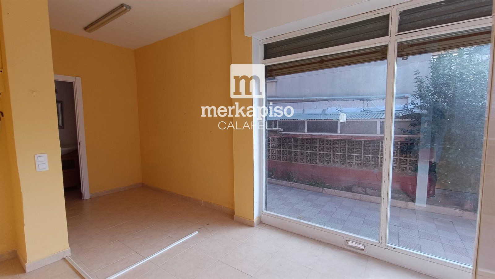 Premises for rent in Calafell