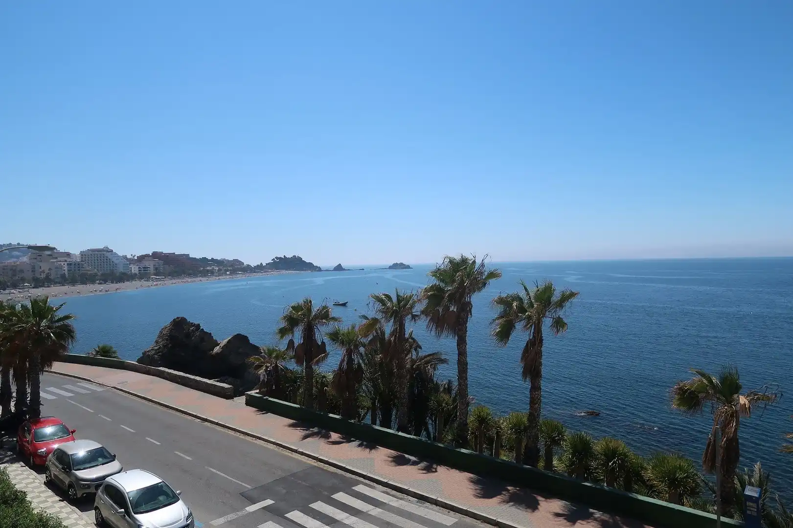 Vista exterior de Apartament de lloguer en Almuñécar amb Terrassa, Moblat i Forn