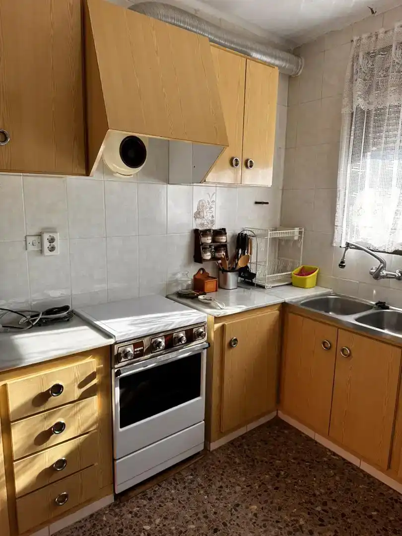 Cuina de Casa adosada en venda en Ayódar amb Moblat i Balcó