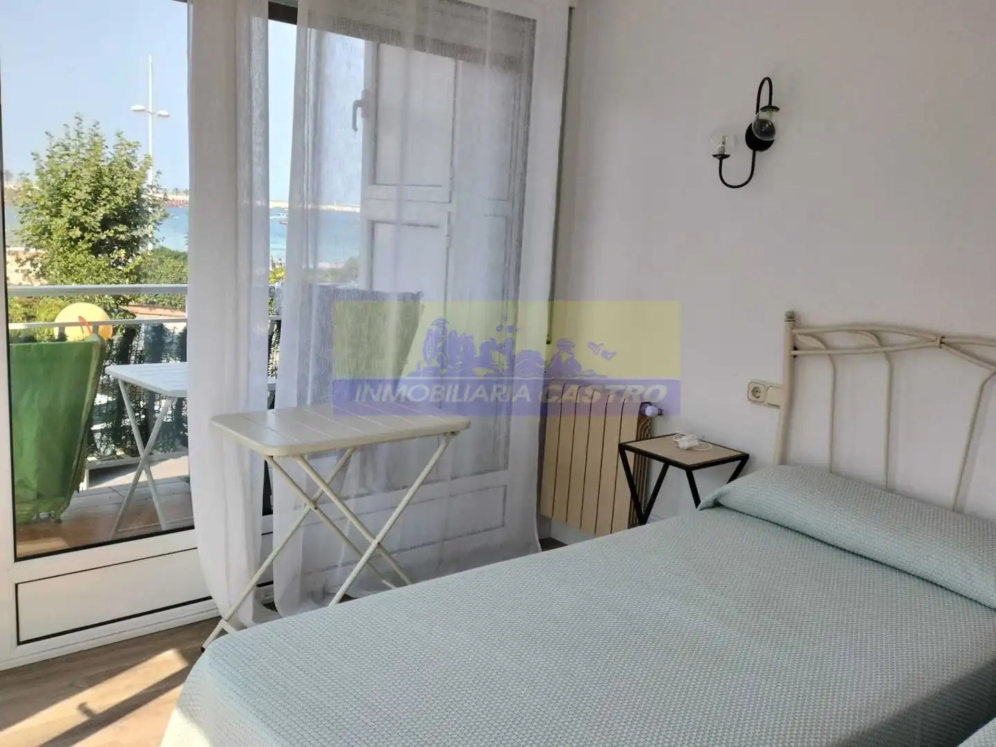 Schlafzimmer von Wohnung zur Miete in Castro-Urdiales mit Heizung, Terrasse und Möbliert