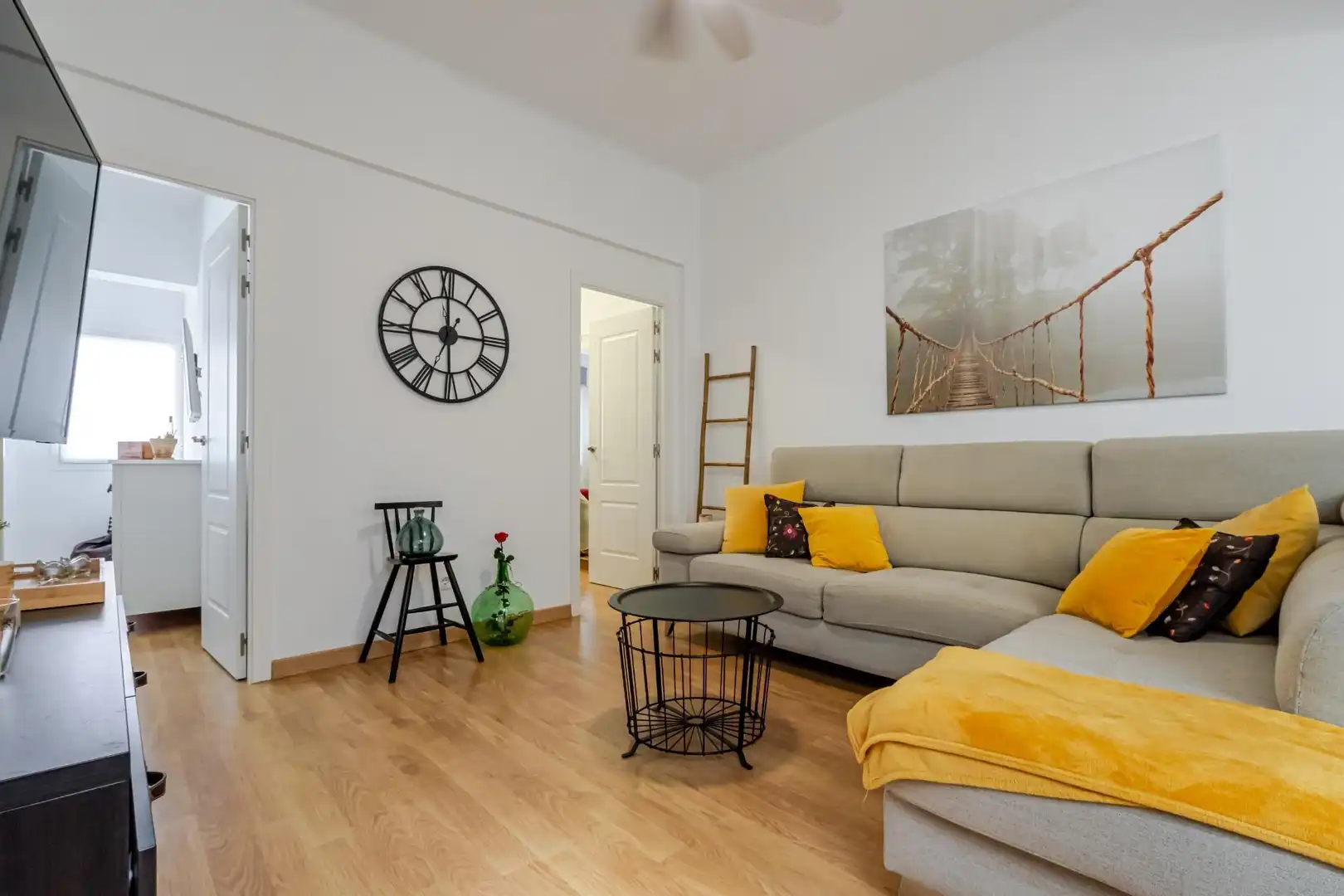 Wohnzimmer von Wohnung zum Verkauf in Las Palmas de Gran Canaria mit Parkett, Abstellraum und Möbliert