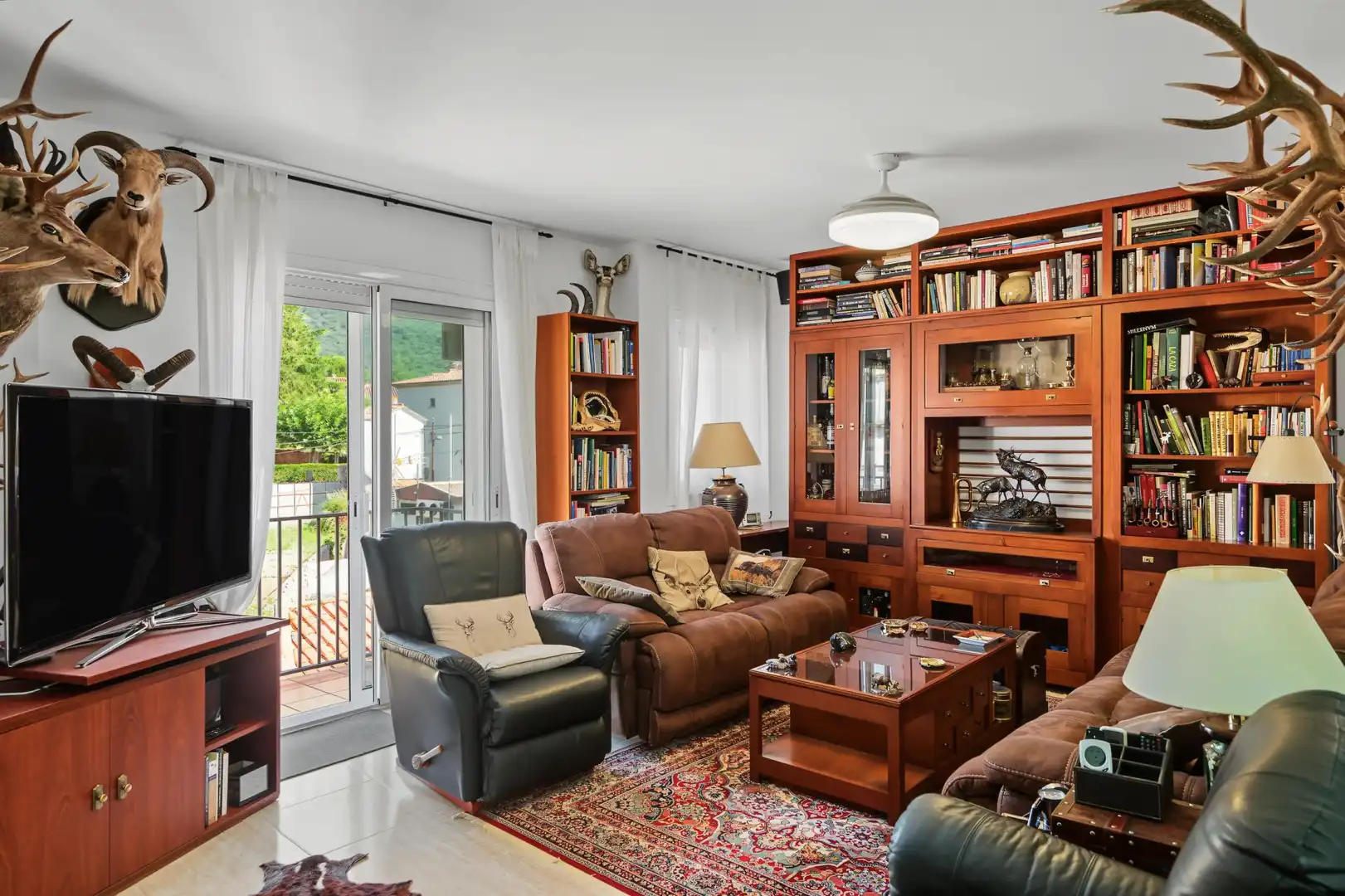 Living room of Flat for sale in Maçanet de Cabrenys  with Heating, Terrace and Oven