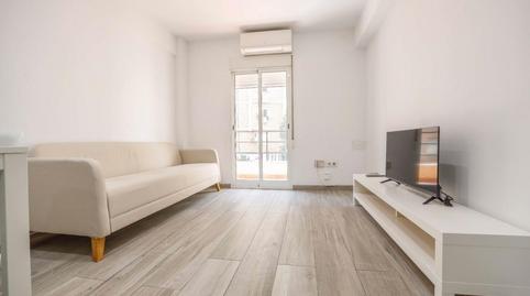 Foto 4 de Apartament per a compartir a Torrefiel, Valencia