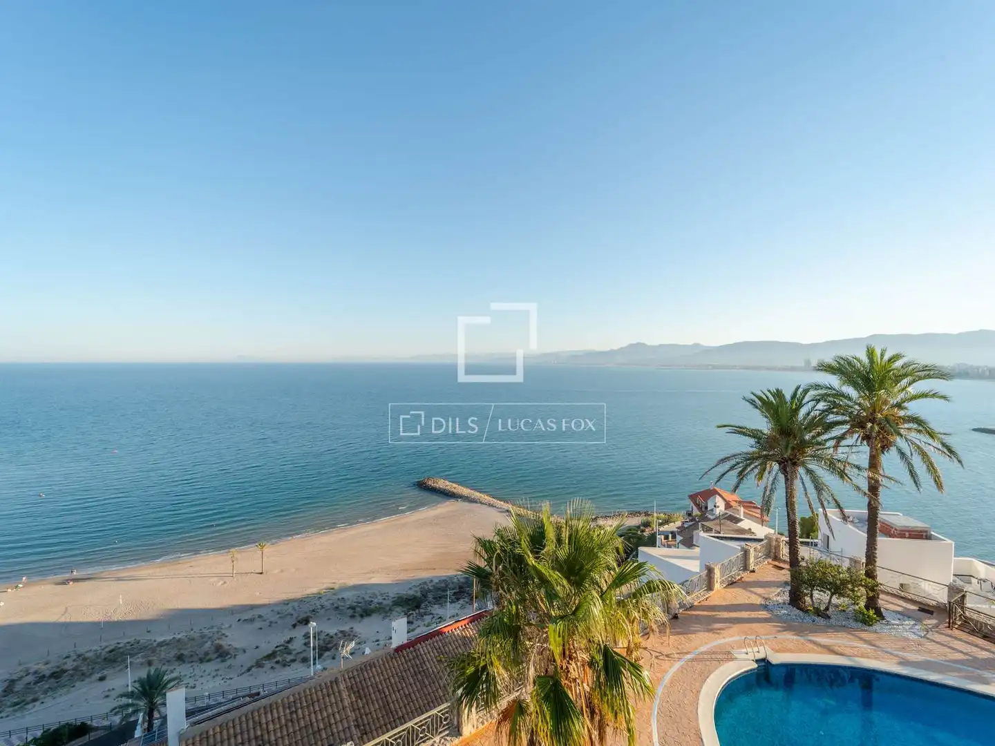 Xalet amb piscina en venda a El Faro