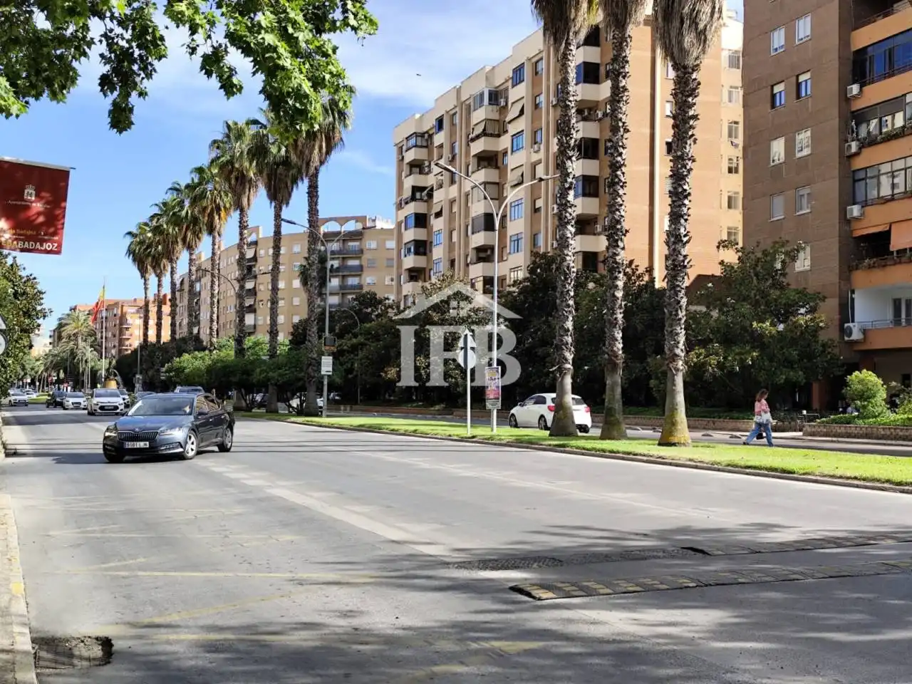 Vista exterior de Pis en venda en Badajoz amb Calefacció, Moblat i Balcó