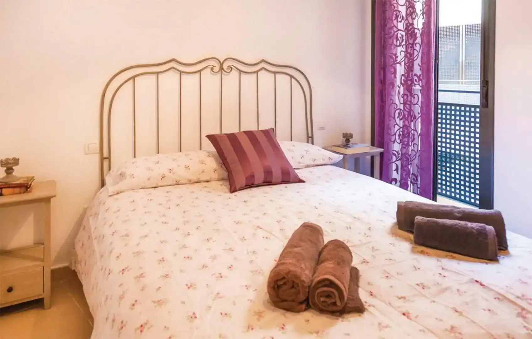 Schlafzimmer von Wohnung zur Miete in  Sevilla Capital mit Klimaanlage