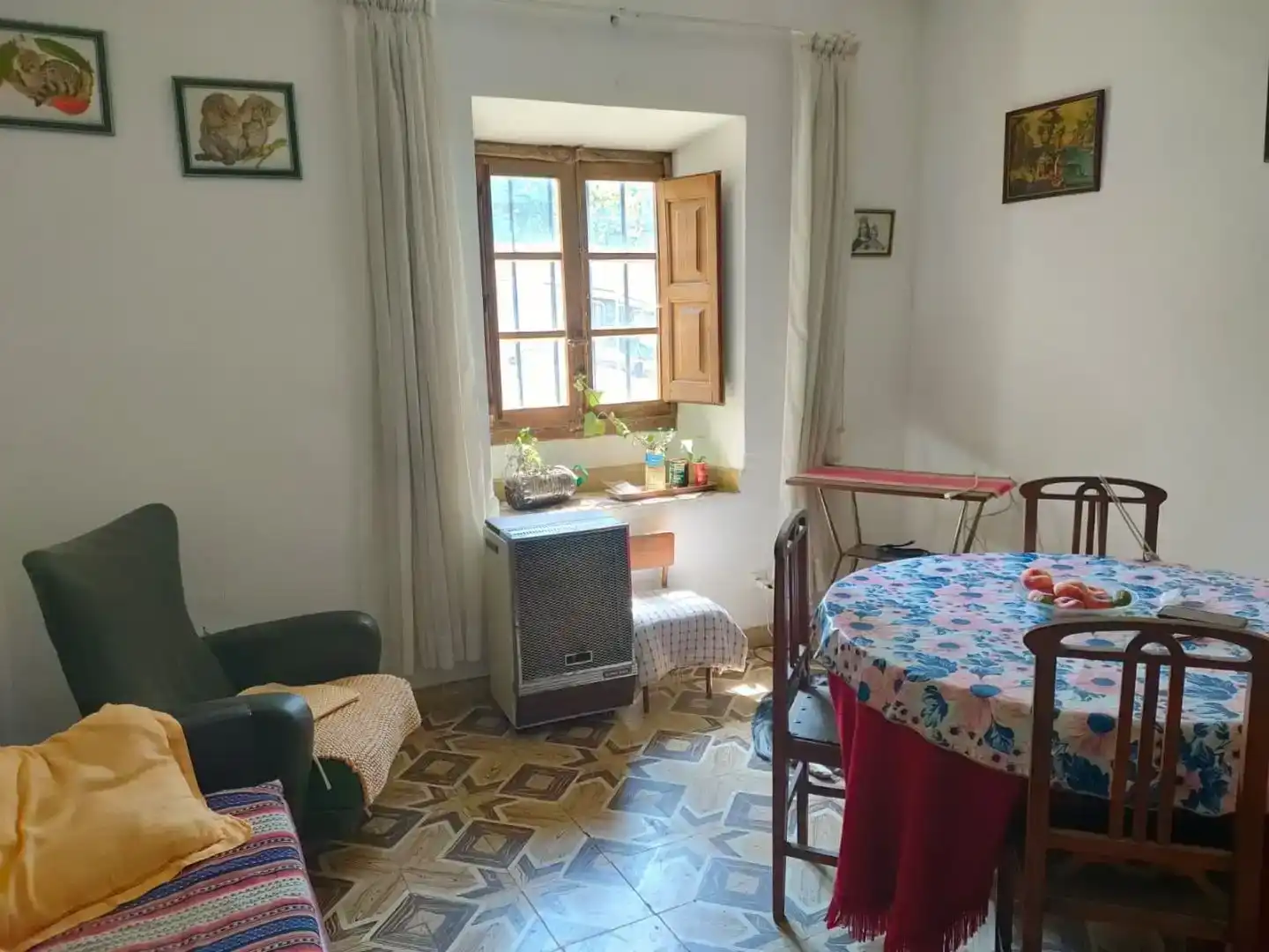 Menjador de Casa adosada en venda en Villasandino amb Jardí privat, Traster i Moblat
