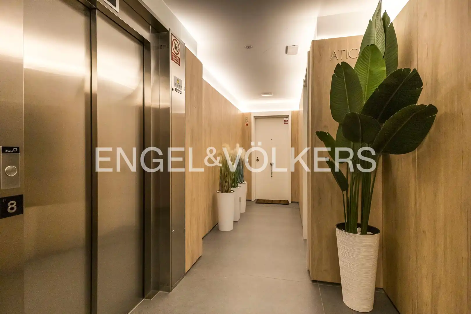 Ático en venta en Madrid con Aire acondicionado, Calefacción y Terraza