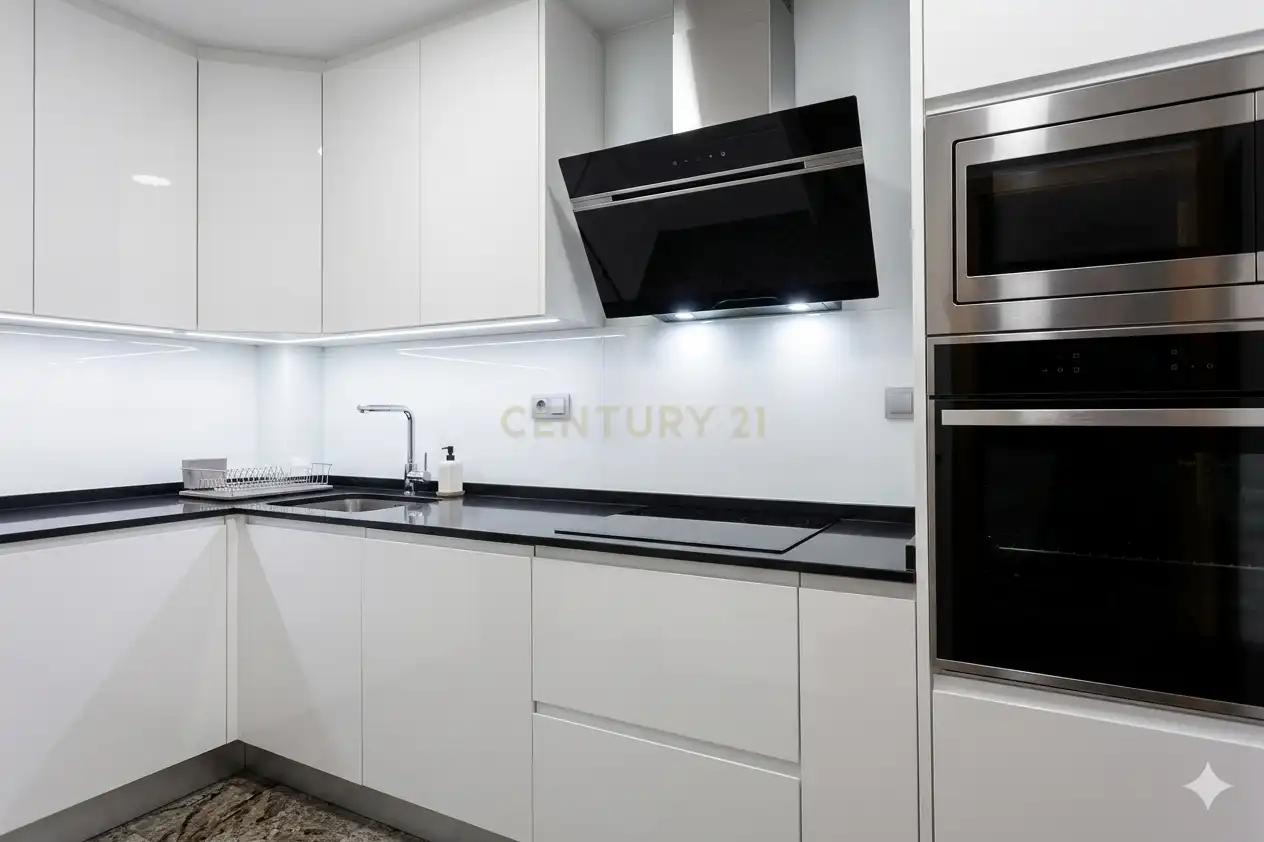 Cuina de Apartament en venda en Mataró amb Aire condicionat i Balcó
