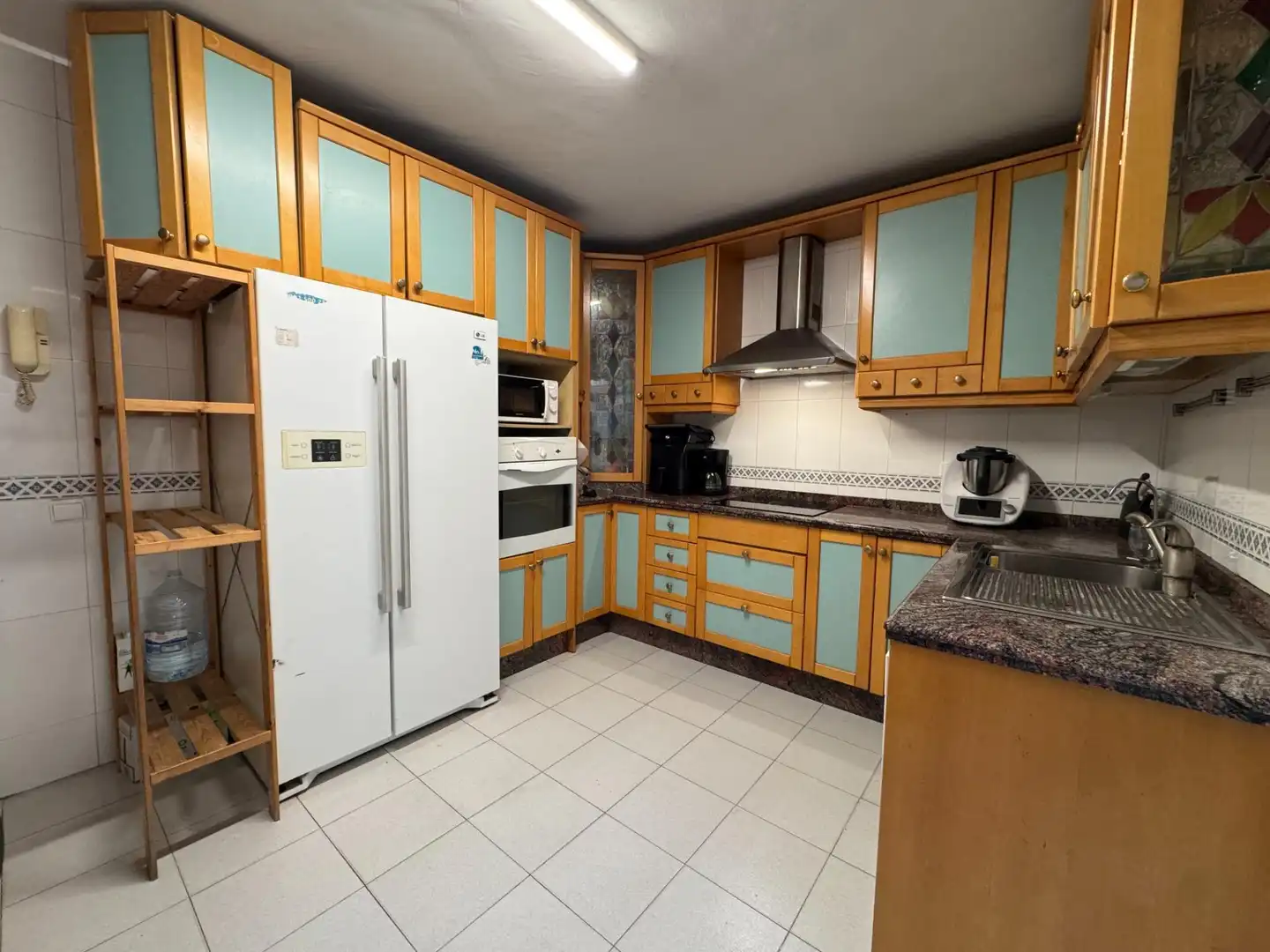 Kitchen of Detached homes for sale in Rincón de la Victoria  with Air Conditioner, Balcony and Community pool