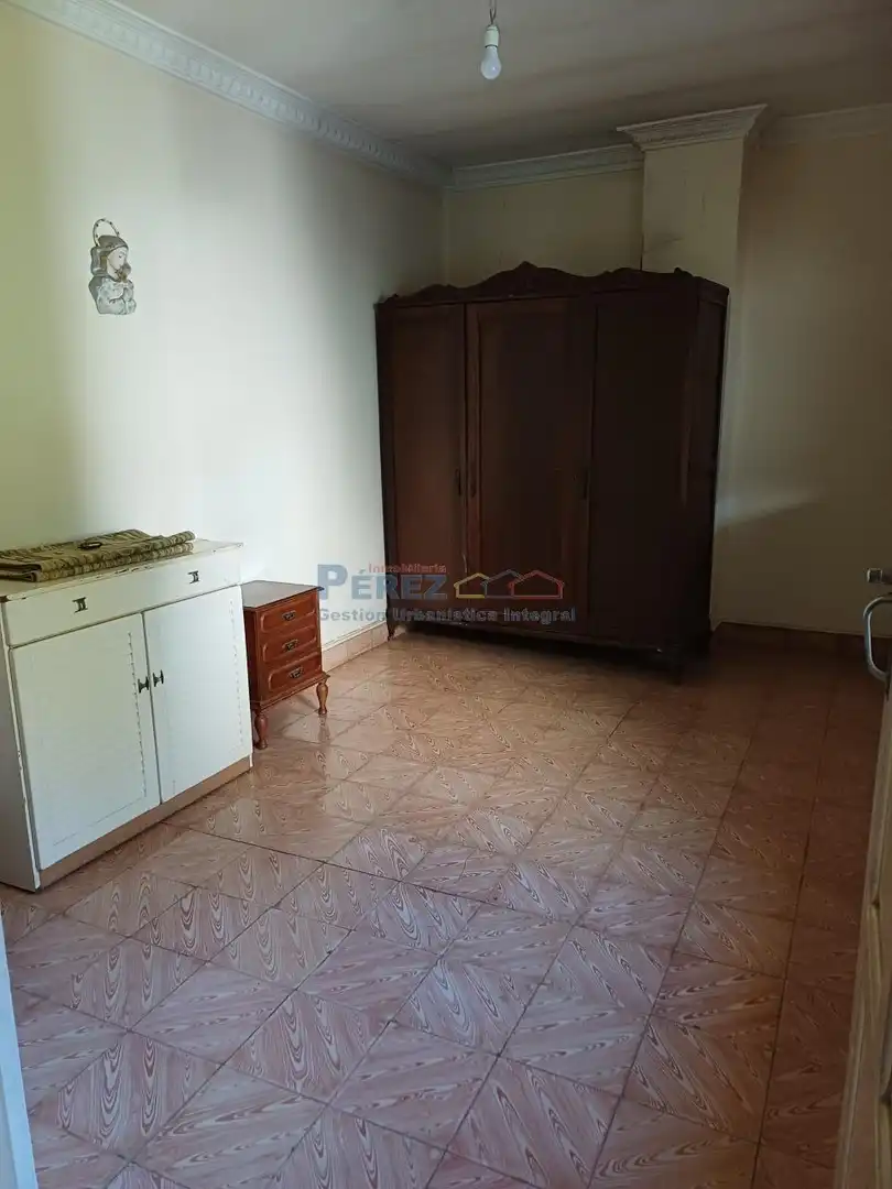 Habitación de Casa o chalet en venta en Narón con Jardín privado