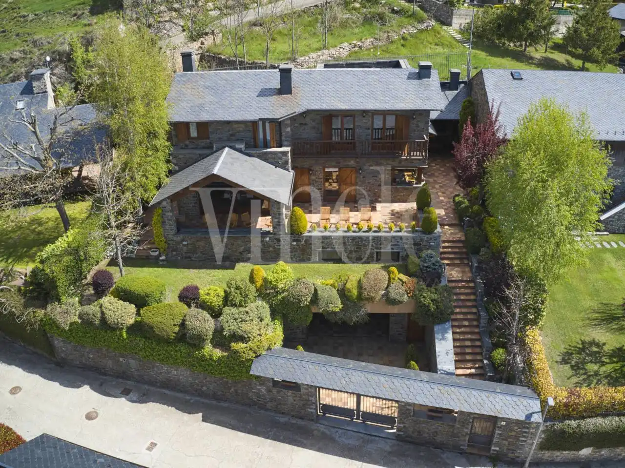 Außenansicht von Haus oder Chalet zum Verkauf in Prullans mit Heizung, Privatgarten und Terrasse