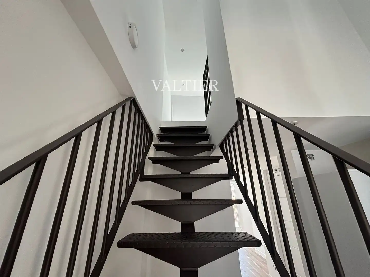 Maisonette zur Miete in Madrid mit Terrasse, Abstellraum und Schwimmbad