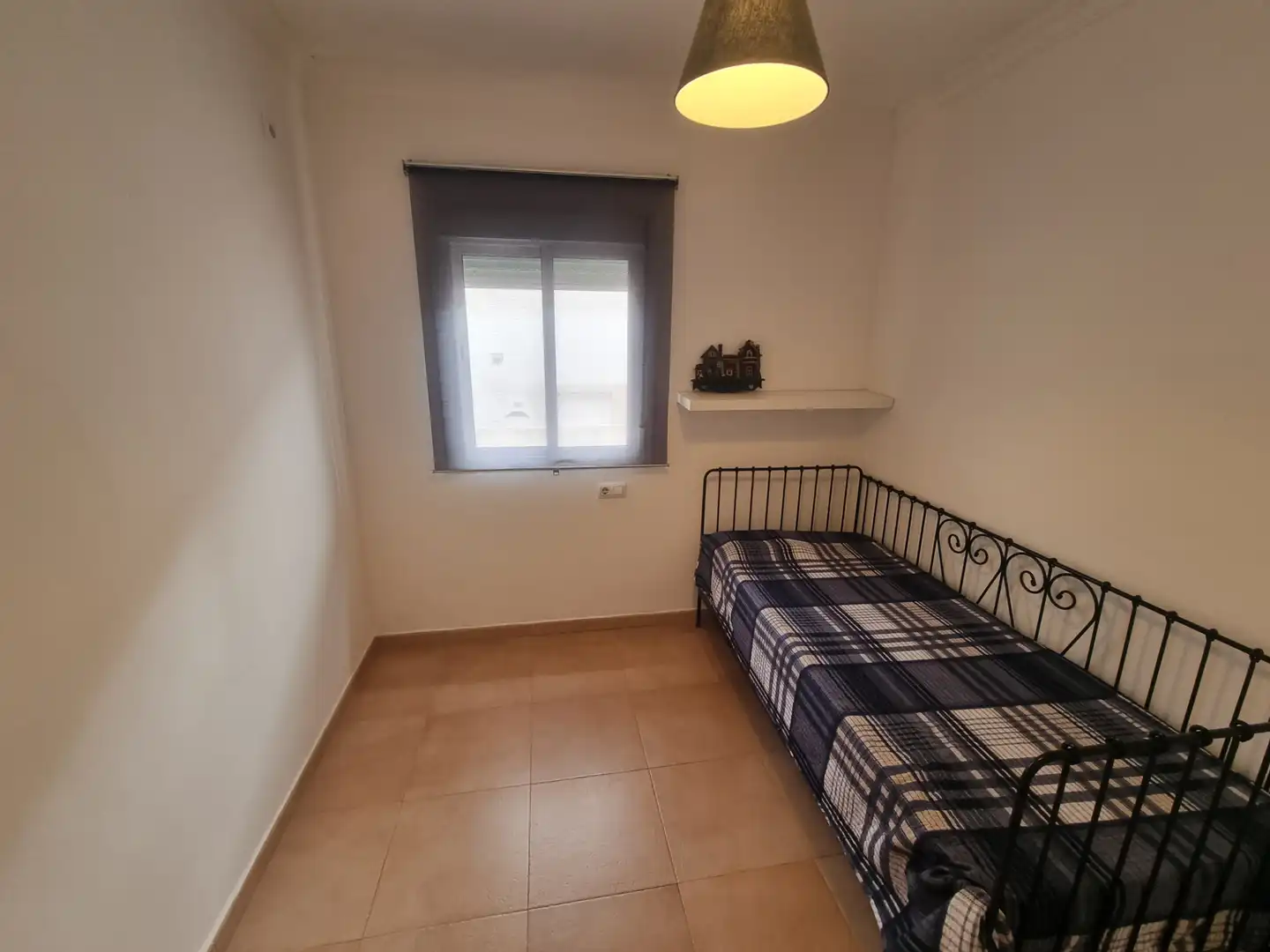 Habitación de Casa adosada en venta en Trigueros con Aire acondicionado, Jardín privado y Terraza