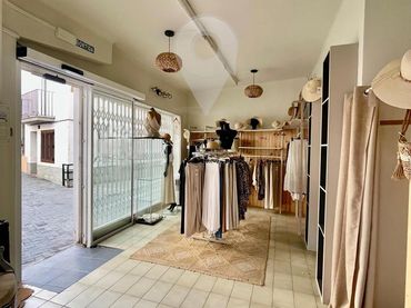 Locale commerciale in cessione a de Joan Badosa