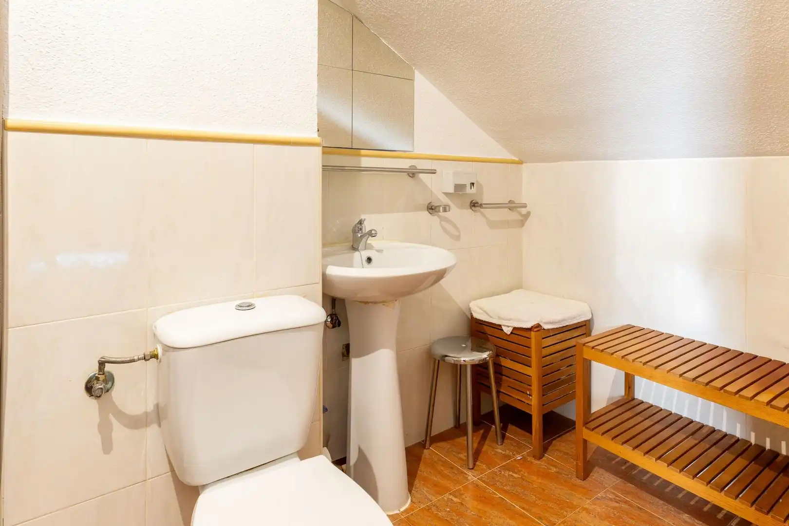 Casa adosada en venta en La Pizarra