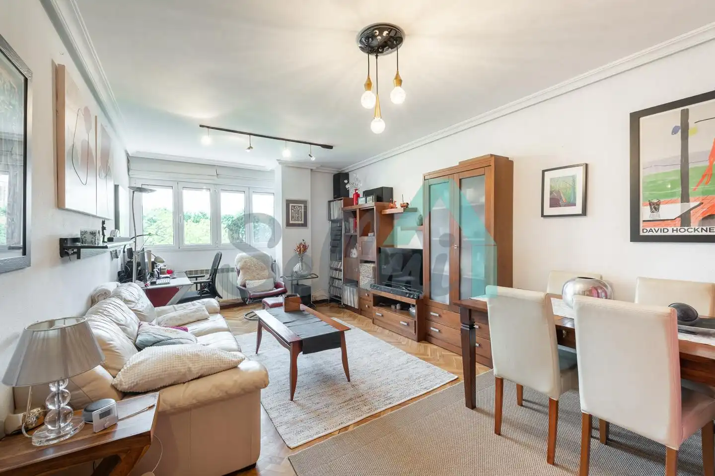 Living room of Flat for rent in Oviedo   with Heating, Parquet flooring and Furnished