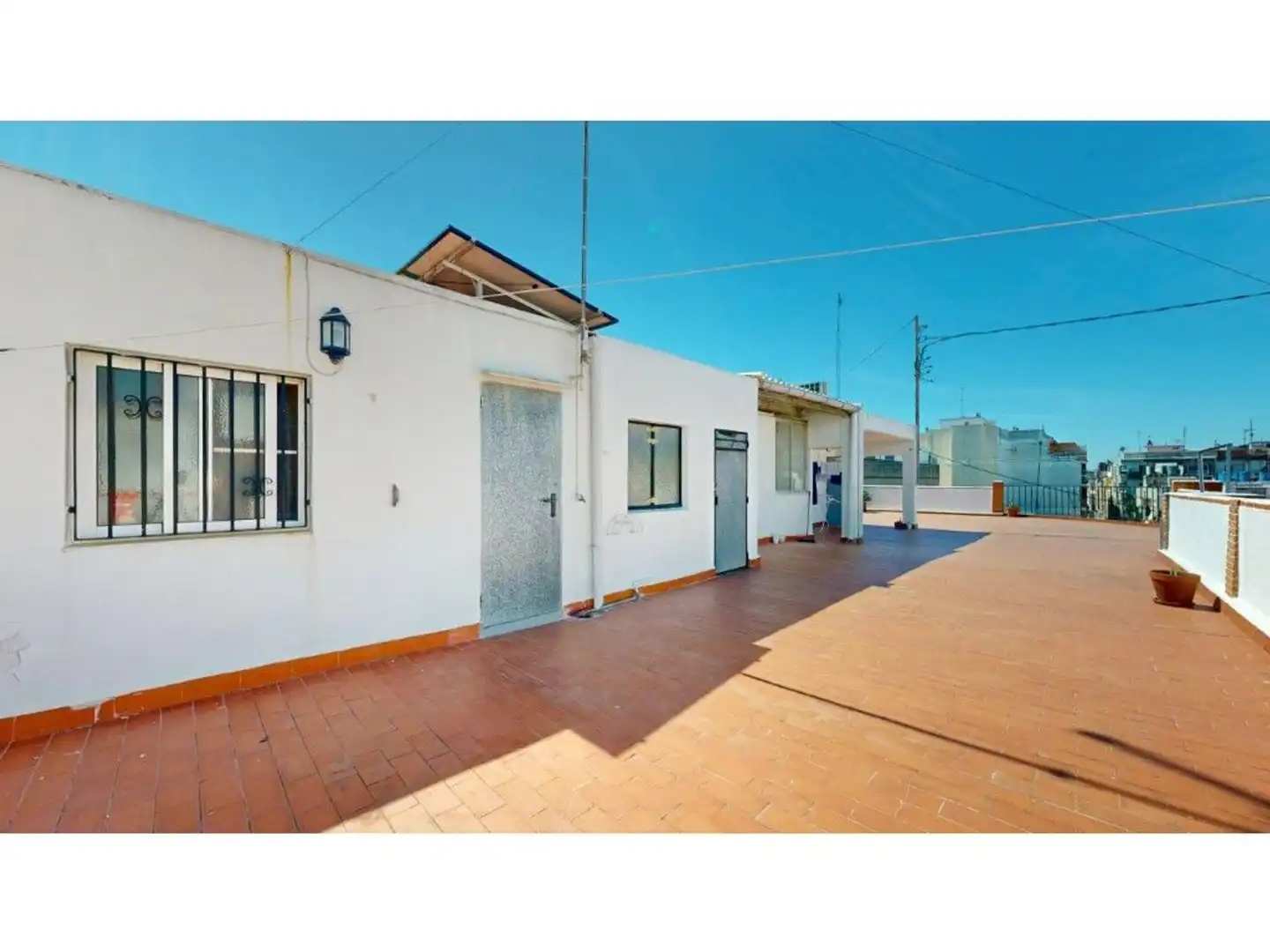 Vista exterior de Pis en venda en Alzira amb Terrassa