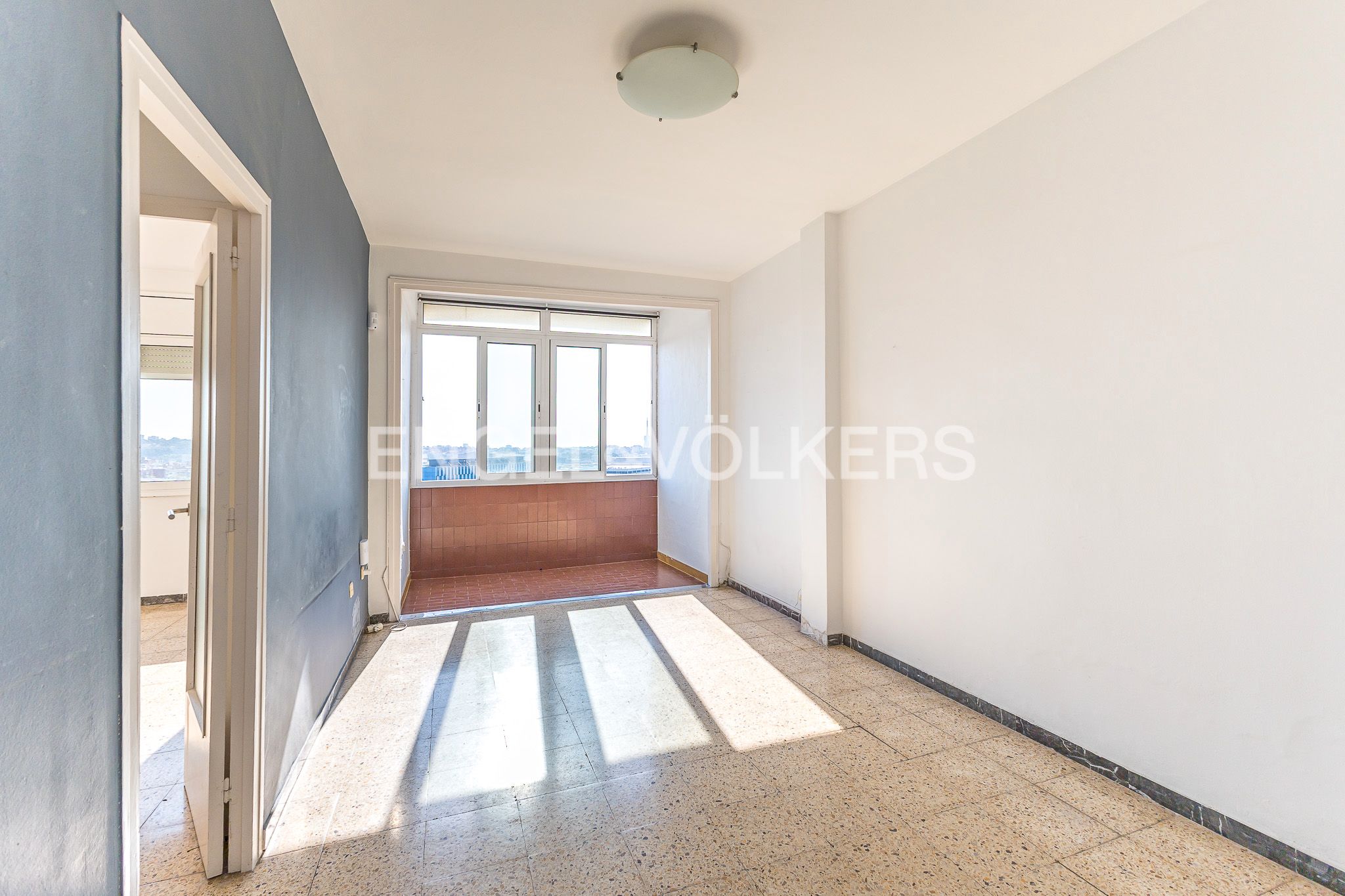 Sala de estar de Apartamento en venta en  Barcelona Capital con Calefacción y Balcón