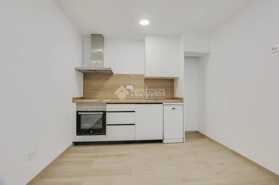 Piso en venta en Salut - Lloreda