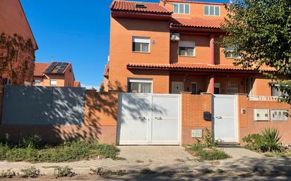 Außenansicht von Haus oder Chalet zum verkauf in Aranjuez mit Klimaanlage, Terrasse und Schwimmbad