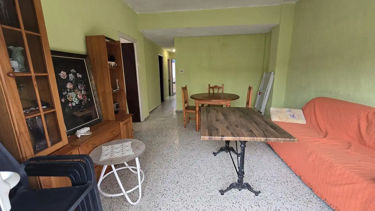 Esszimmer von Erdgeschoss zur Miete in Gandia