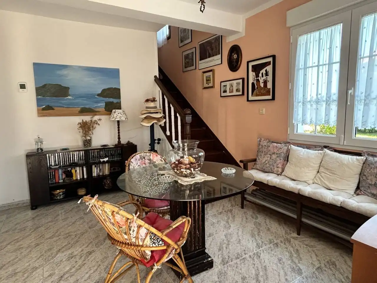 Wohnzimmer von Haus oder Chalet zum Verkauf in Llanes mit Heizung, Privatgarten und Terrasse