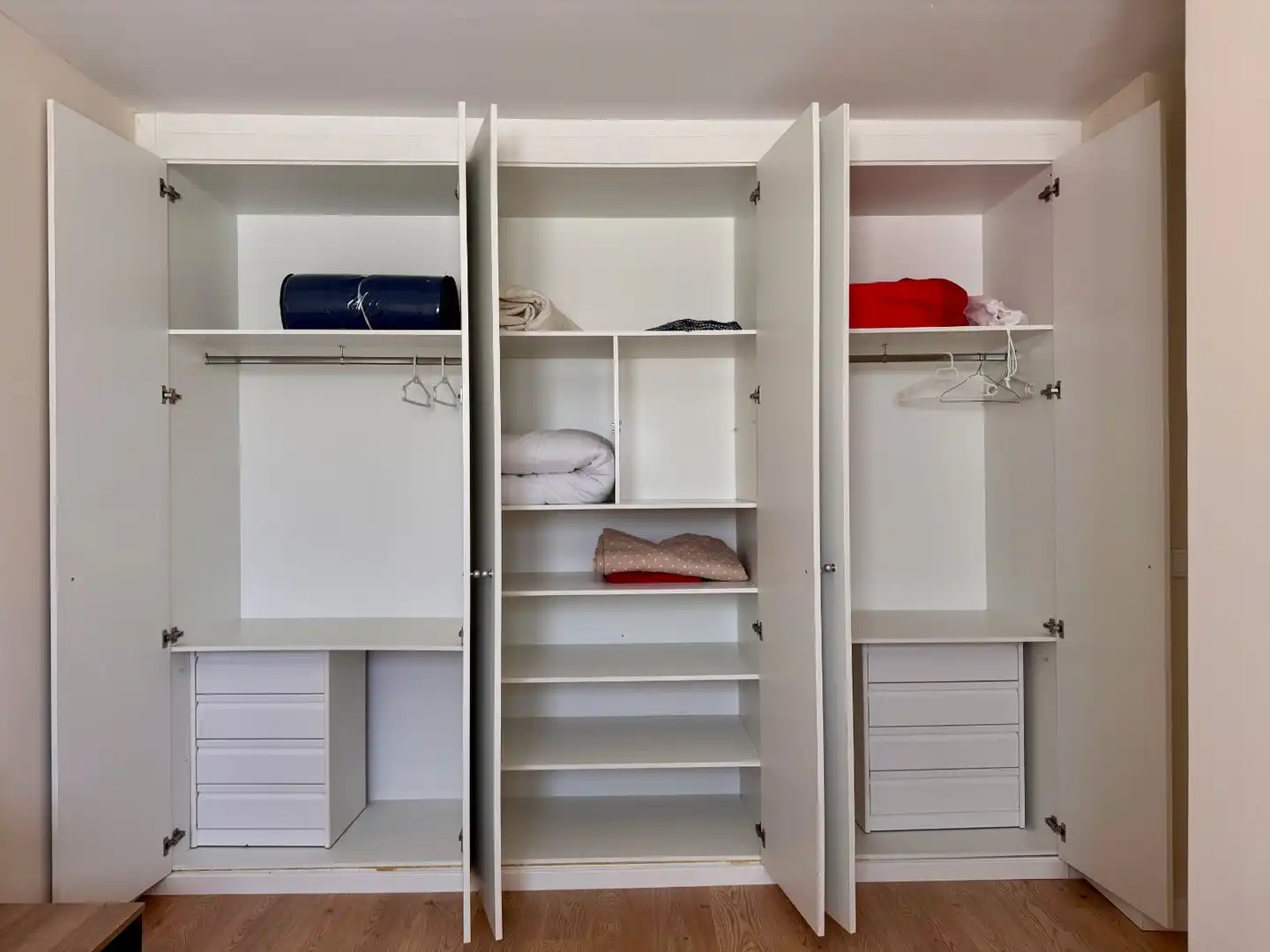 Habitación de Apartamento en venta en Cáceres con Aire acondicionado, Calefacción y Amueblado
