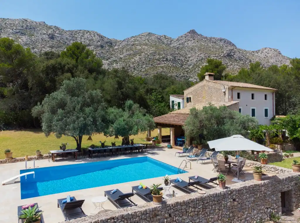 Casa rústica con piscina en venta en Pollença Poble