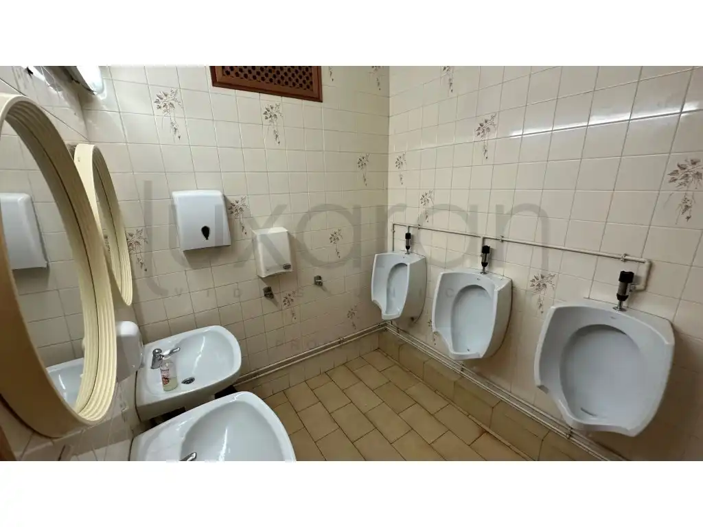 Bathroom of Commercial properties for sale in Bossòst