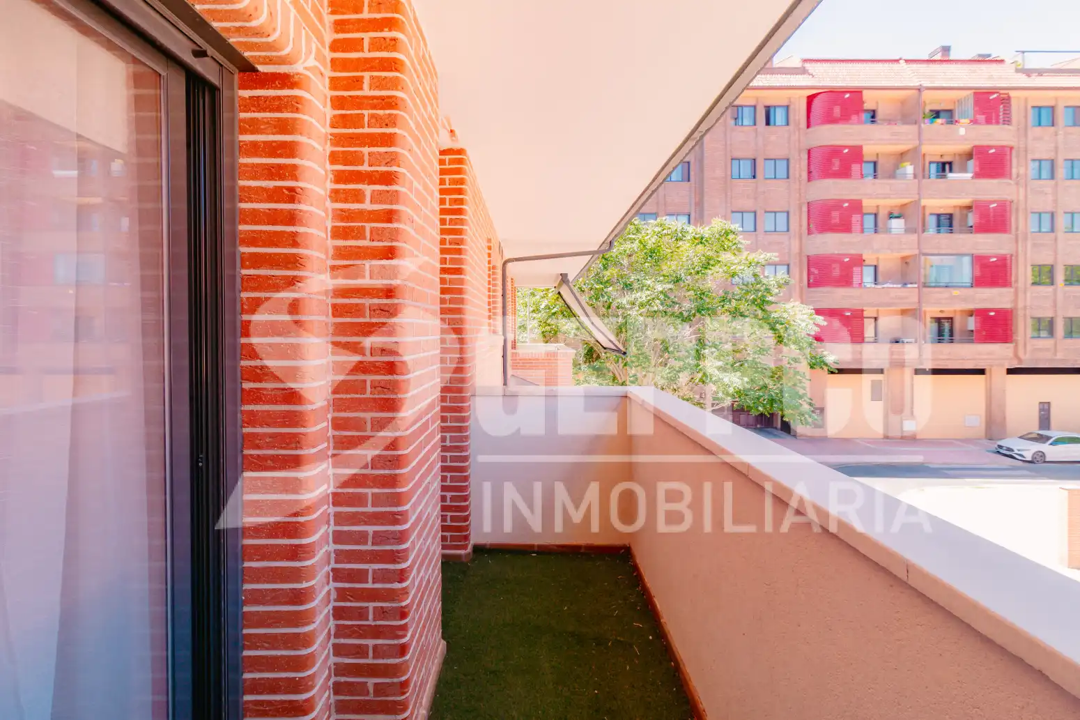 Terraza de Casa adosada en venta en Alcalá de Henares con Calefacción, Terraza y Piscina comunitaria