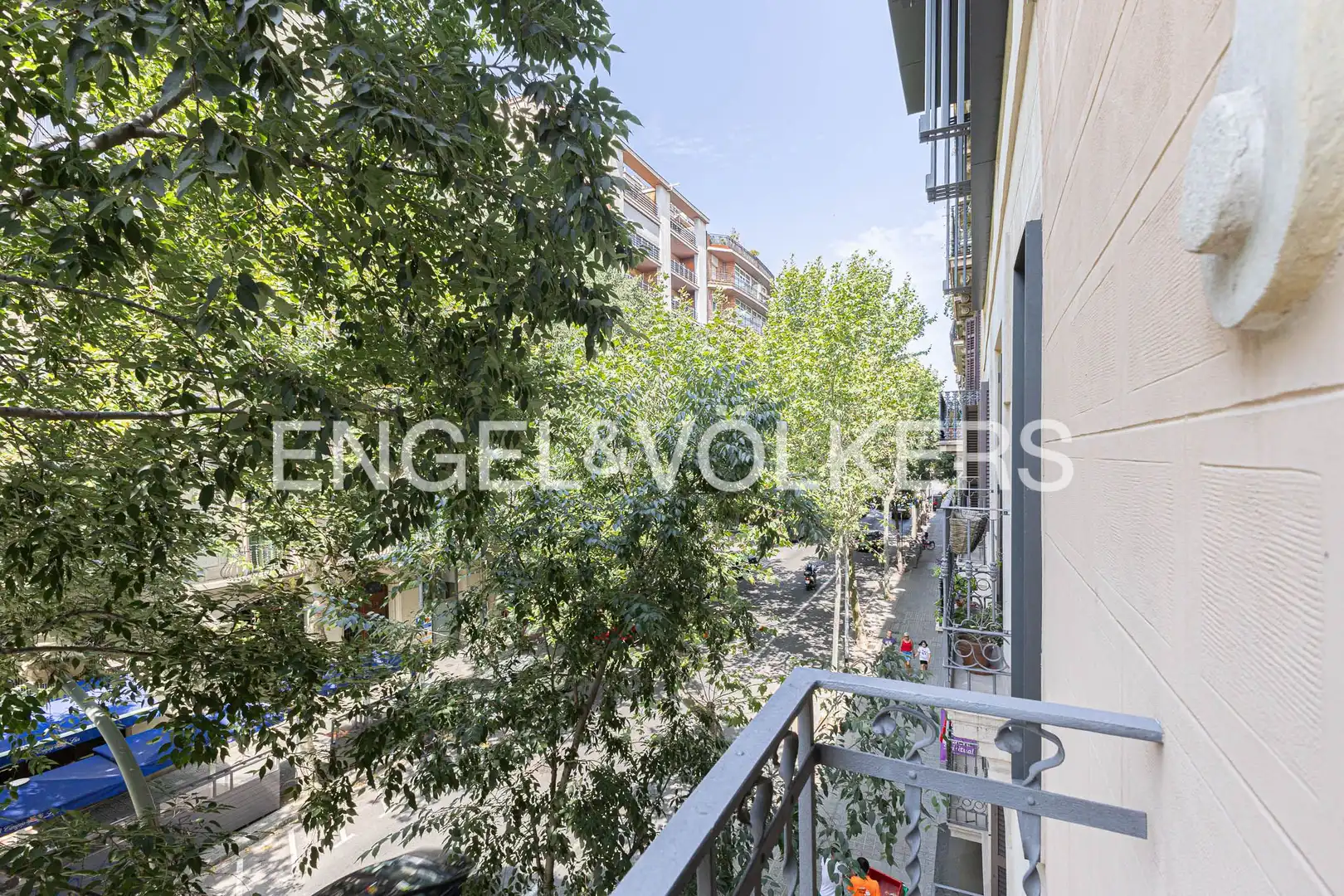Balcony of Flat for rent in Barcelona  with Air Conditioner, Heating and Parquet flooring