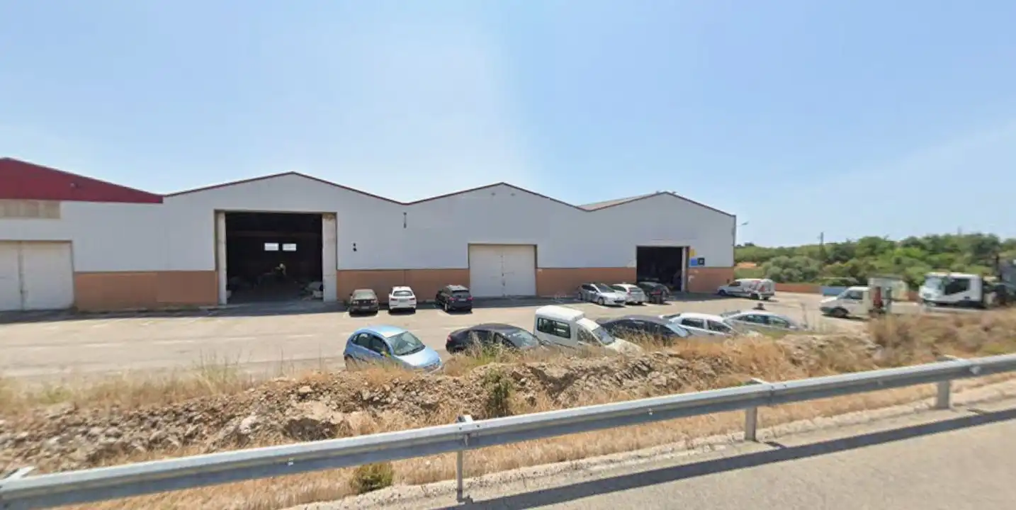 Nau industrial en venda a Nord