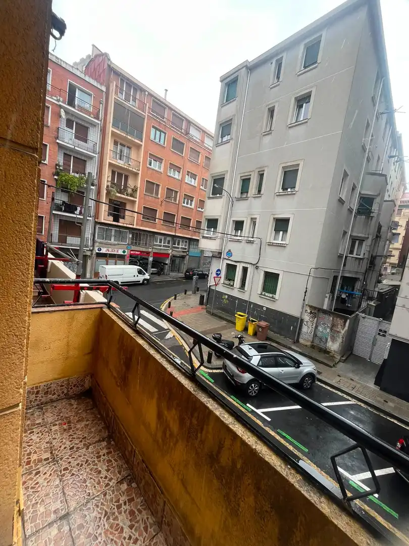 Pis amb terrassa en venda a Errekalde, imagen 2