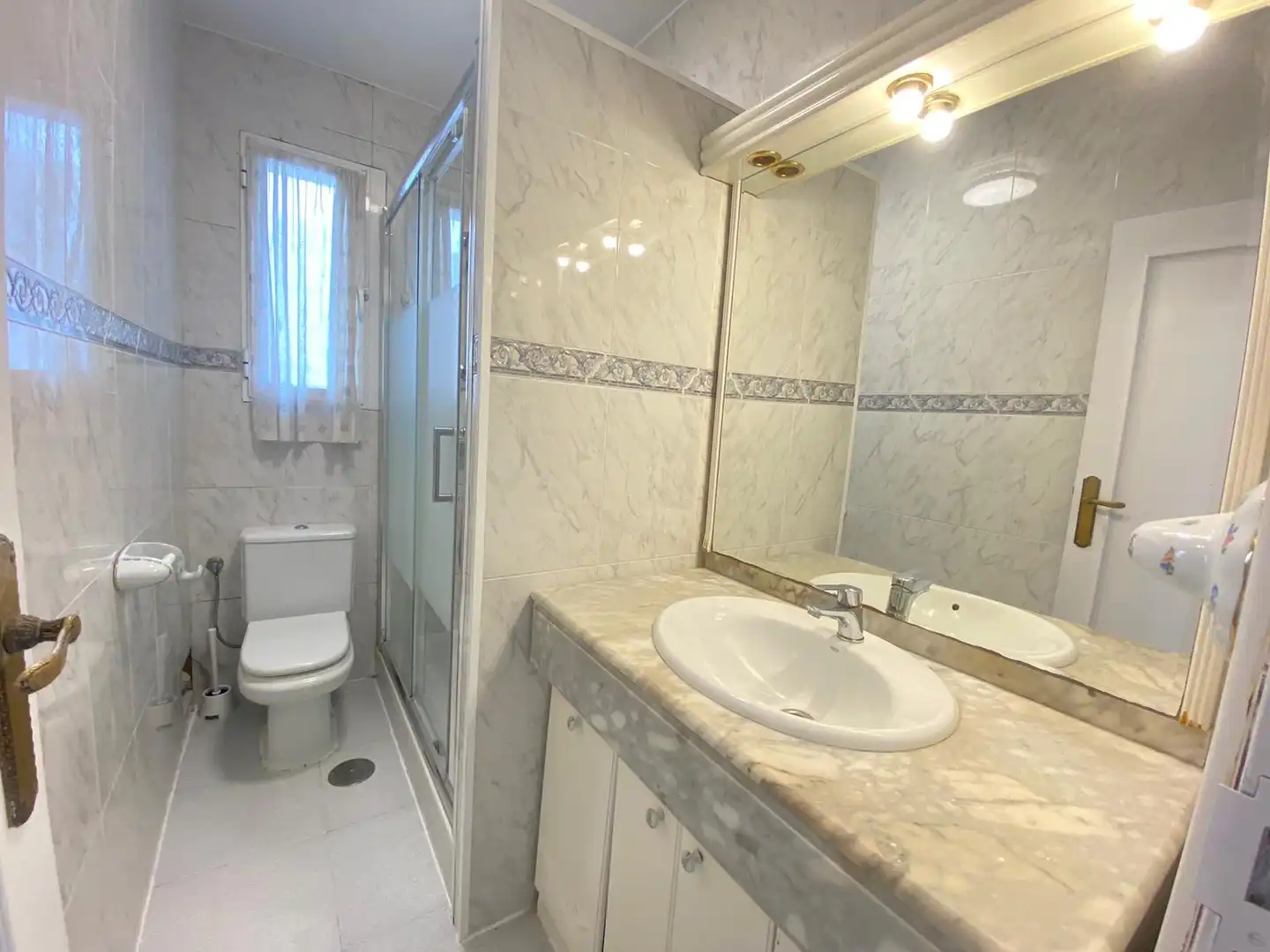 Room in Calle del Oasis, 4, Villaverde Alto