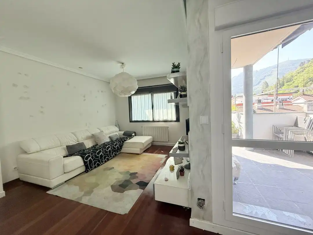 Sala de estar de Piso en venta en Elgoibar con Calefacción, Terraza y Trastero