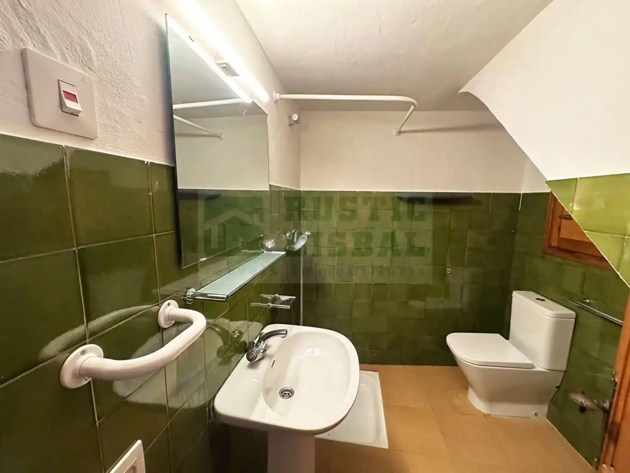 Bathroom of Country homes for sale in Colomers  with Heating and Terrace