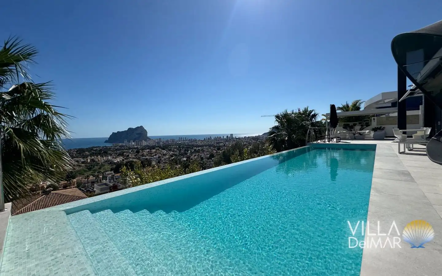 Schwimmbecken von Haus oder Chalet zum Verkauf in Calpe / Calp mit Klimaanlage, Heizung und Privatgarten