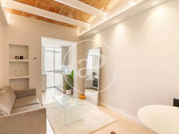 Piso con balcón en alquiler en Dos de Maig