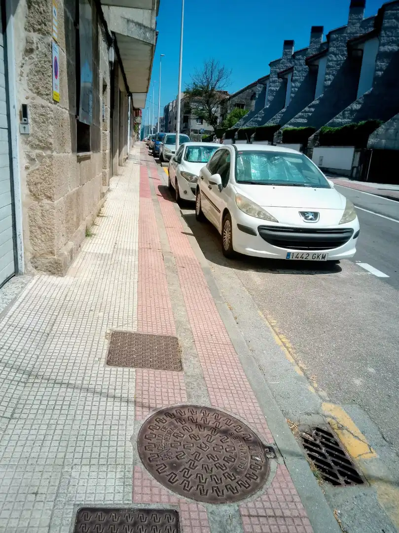 Parking of Garage for rent in Pontevedra Capital 
