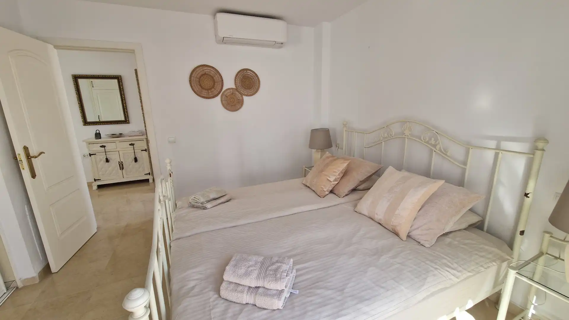 Bedroom of Attic for sale in Benalmádena  with Air Conditioner, Heating and Terrace