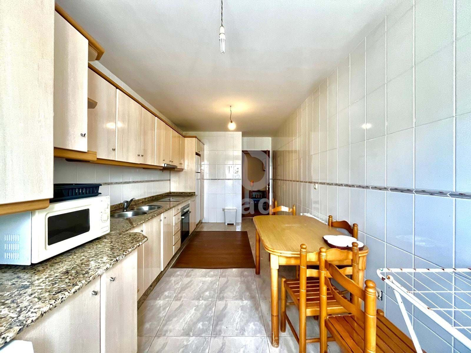 Cocina de Piso en venta en Cerceda con Calefacción