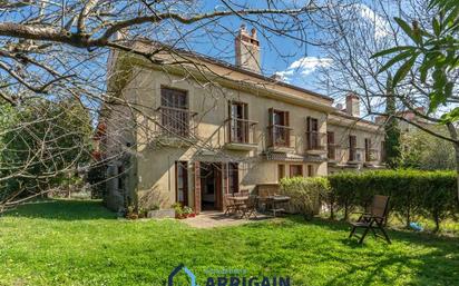 Exterior view of Single-family semi-detached for sale in Donostia - San Sebastián   with Heating, Private garden and Terrace