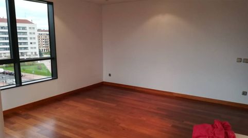 Foto 4 de Pis de lloguer a Calle Teruel, Los Lirios, Logroño