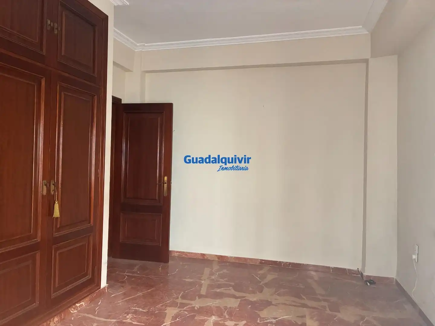 Habitación de Piso en venta en Sevilla con Terraza y Balcón