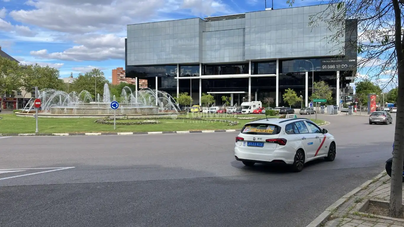 Vista exterior de Pis en venda en Madrid