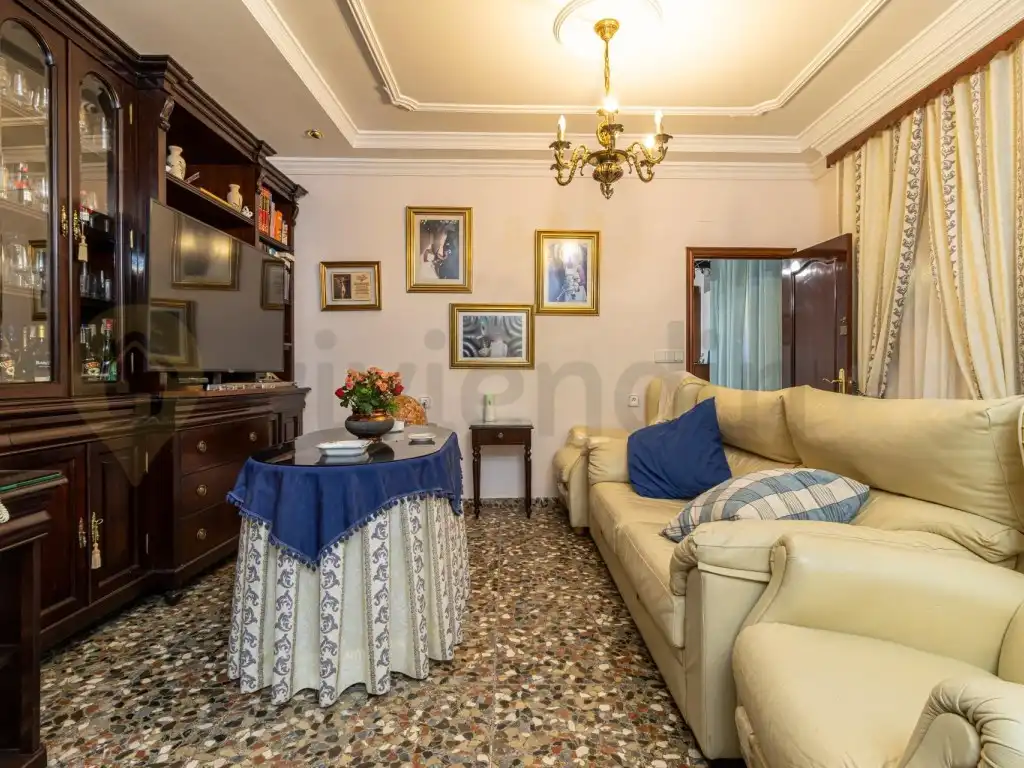Sala de estar de Casa o chalet en venta en Jerez de la Frontera con Aire acondicionado y TV