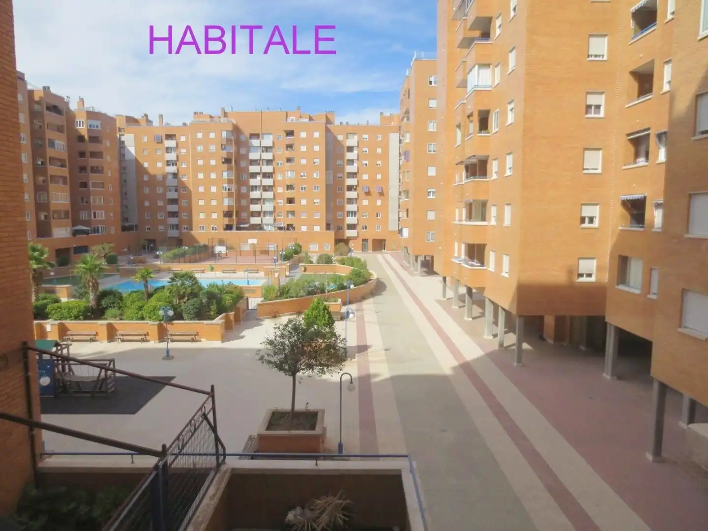 Flat with pool for sale in Avenida de Salvador Allende 75