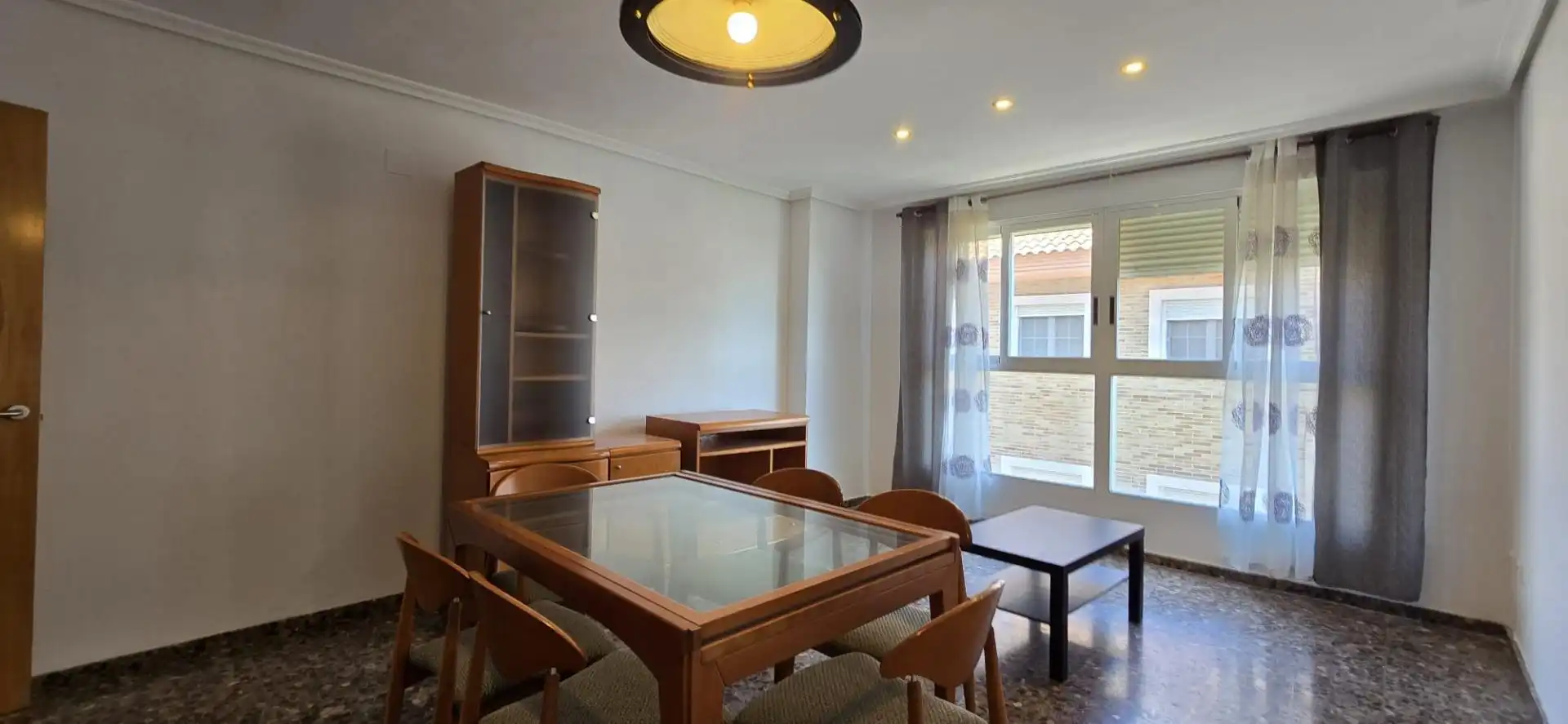 Piso en venta en Parque de la Bombilla